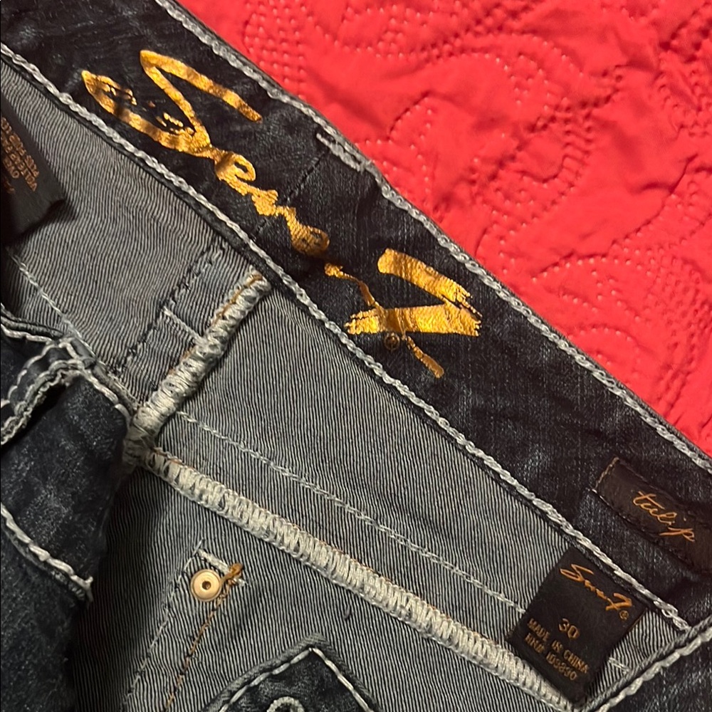 Seven7 Blue Jeans